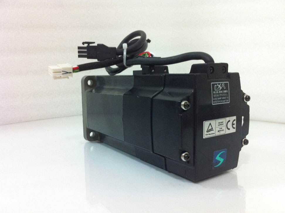 Brandneuer Mitsubishi SERVOMOTOR HC-KFS73BK HCKFS73BK AUF LAGER