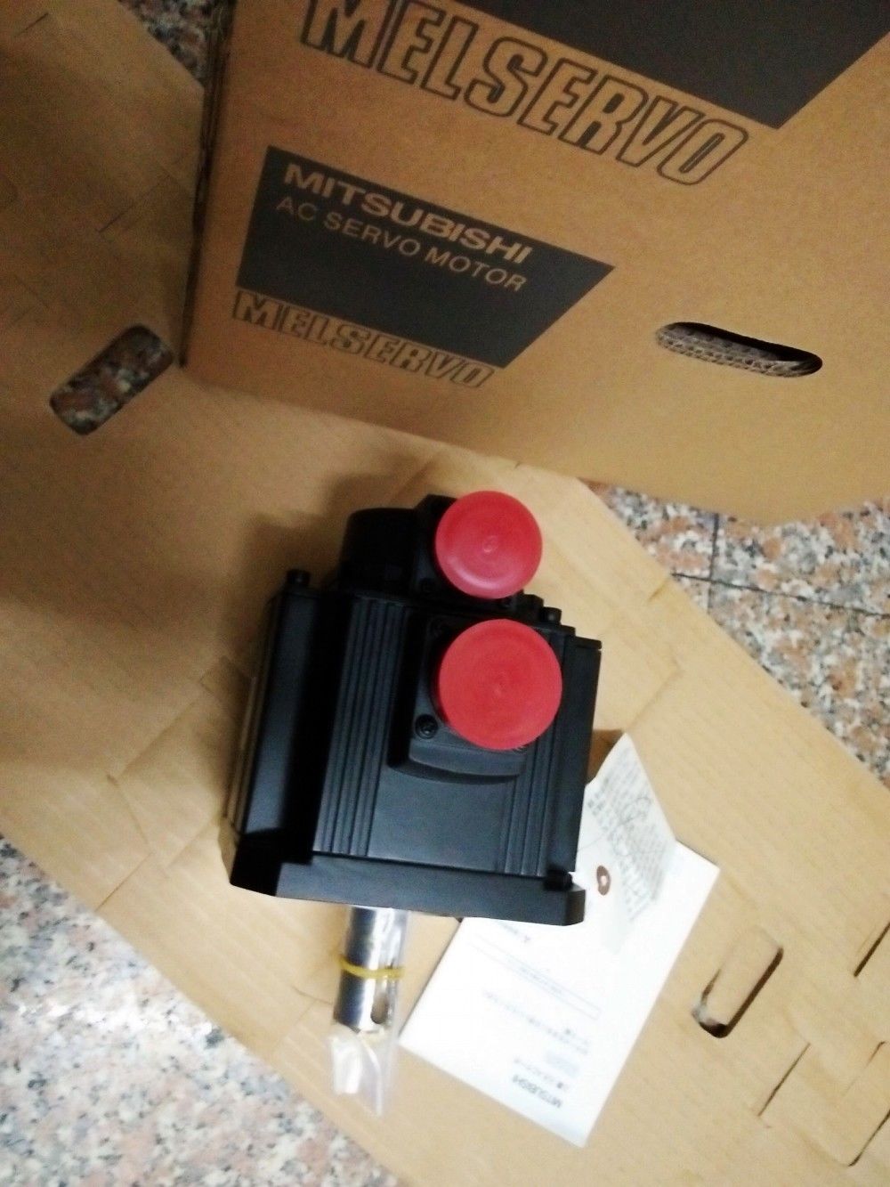 ORIGINAL NEU Mitsubishi SERVOMOTOR HC-SF102K in Box HCSF102K