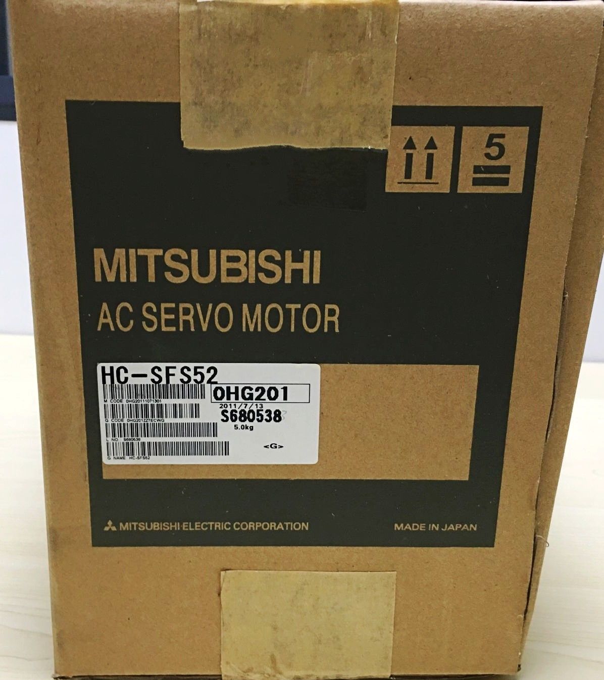 Nagelneuer Mitsubishi Servomotor HC-SFS52 HC-SFS52B HC-SFS52K IM KASTEN