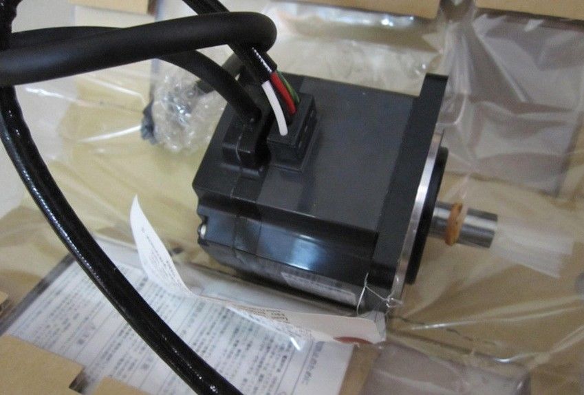 Brandneuer Mitsubishi Servomotor HC-UFS23K SRVMTR200W SCHLÜSSEL