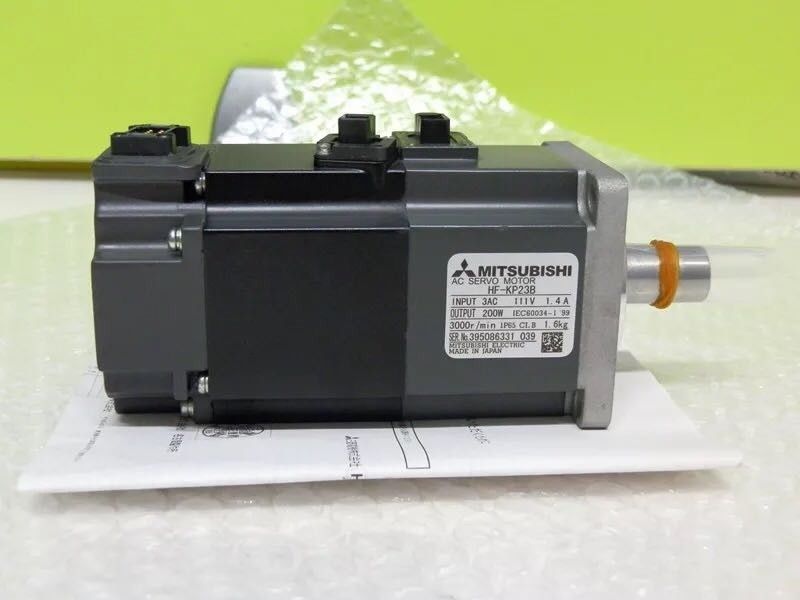 Nagelneuer Mitsubishi-Servomotor HG-KR23J im Kasten