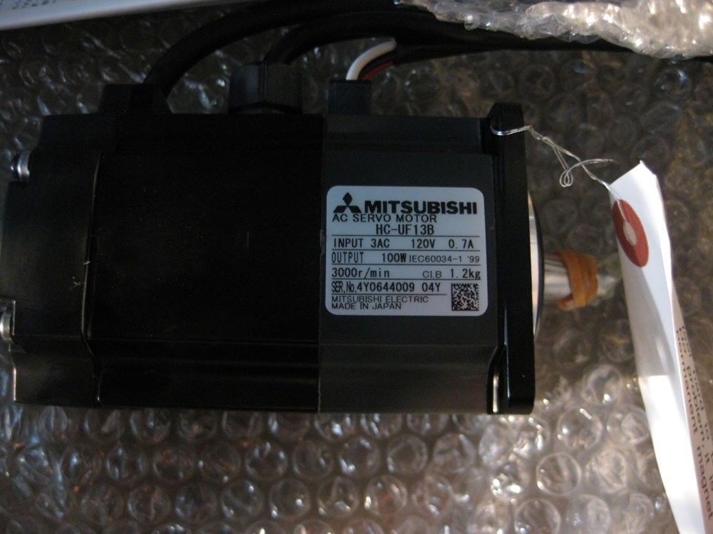 Nagelneuer Mitsubishi Servomotor HC-UF13 HC-UF13B HC-UF13K IM KASTEN HCUF13BK