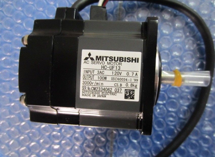 Nagelneuer Mitsubishi Servomotor HC-UF13 HC-UF13B HC-UF13K IM KASTEN HCUF13BK