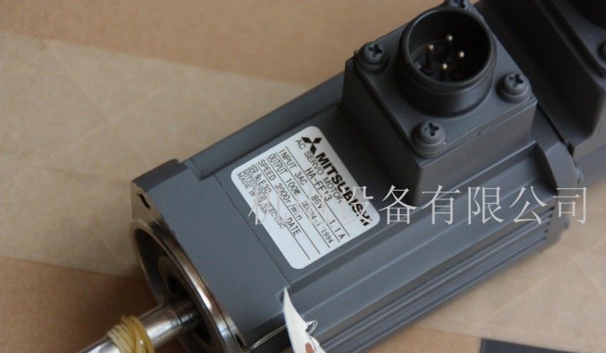 Brandneuer Mitsubishi Servomotor HA-FF13 HA-FF13B HA-FF13D IN KASTEN HAFF13BD