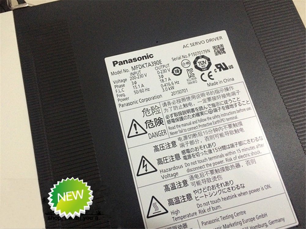 Original neuer PANASONIC AC Servoantrieb MFDHTA390E im Karton