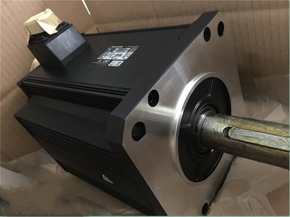 Neuer PANASONIC AC-Servomotor mit 5,0 kW Nennleistung MHMA502P1G