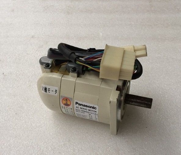 Panasonic GEBRAUCHTER GETESTETER MSM021A1AU AC-SERVOMOTOR