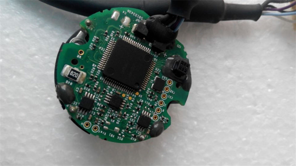 USED Panasonic Servomotor Encoder MFE2500P8NX in Box