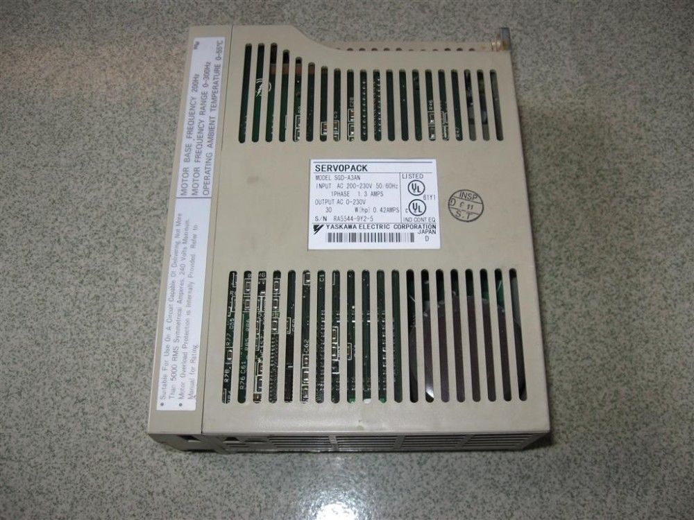 YASKAWA AC-SERVO-TREIBER SGD-A3AN 1 PHASE 30 W