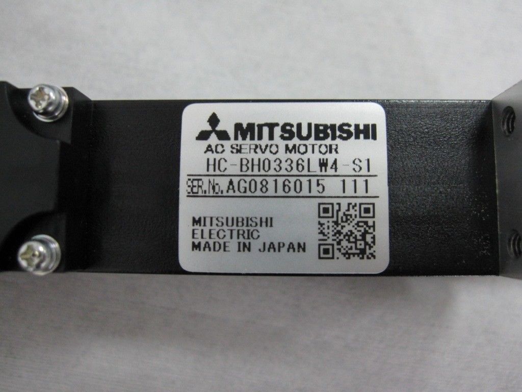 Mitsubishi AC SERVO MOTOR HC-BH0336LW4-S1 HCBH0336LW4S1 IN BOX