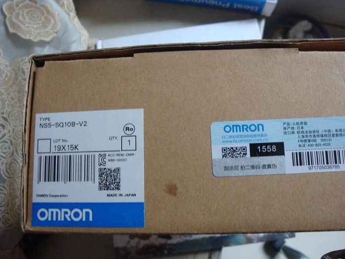 OMRON OPERATOR PANEL NS5-SQ10B-V2 NS5SQ10BV2 in box