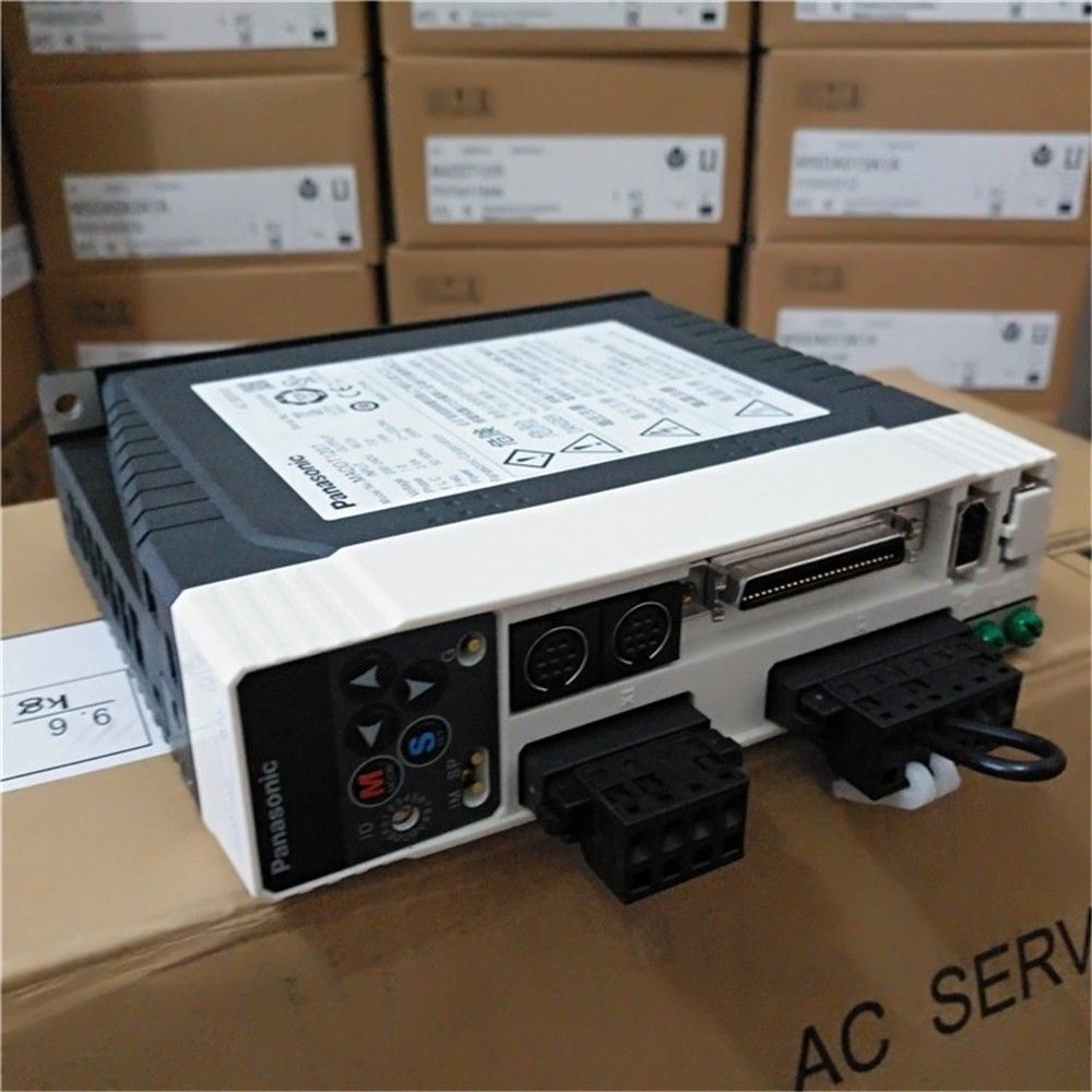 Neuer PANASONIC MINAS A4 SERIE 200W AC-Servoantrieb MADDT1207