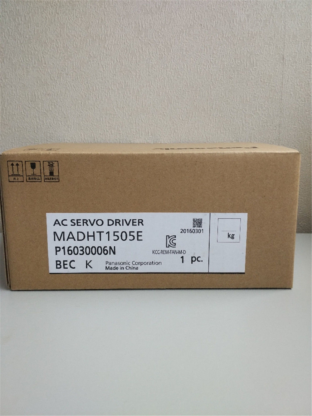 NEUER PANASONIC AC-Servoantrieb MADHT1505E im Karton