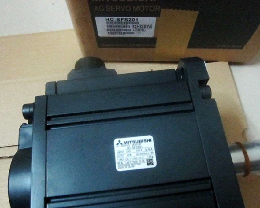 MARKE NEU MITSUBISHI SERVOMOTOR HC-SFS201 IN BOX HCSFS201