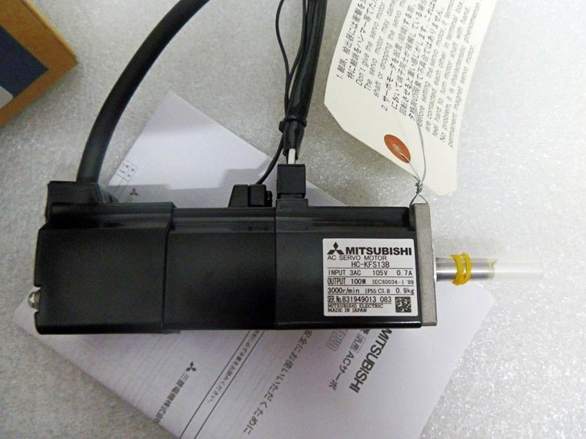NEW&ORIGINAL Mitsubishi servo motor HC-KFS13B HCKFS13B in box