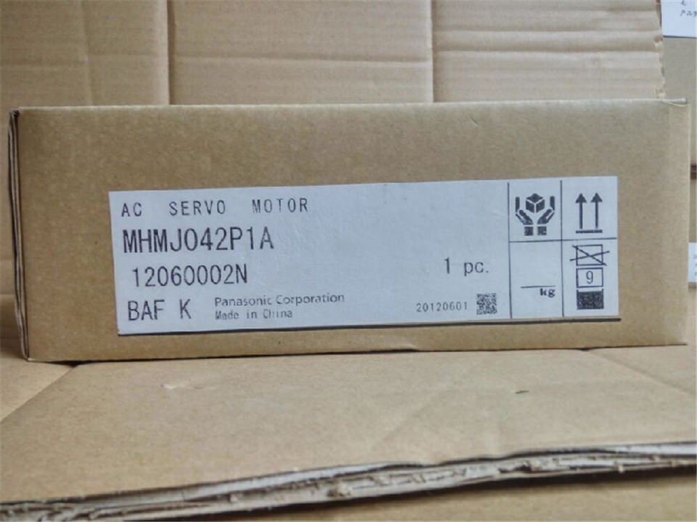 NEUER PANASONIC AC-Servomotor MHMJ042P1A 400W im Karton