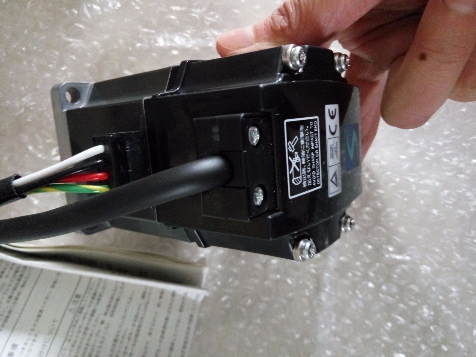 NEW&ORIGINAL Mitsubishi servo motor HC-KFS13BL-S16 HCKFS13BLS16 in box