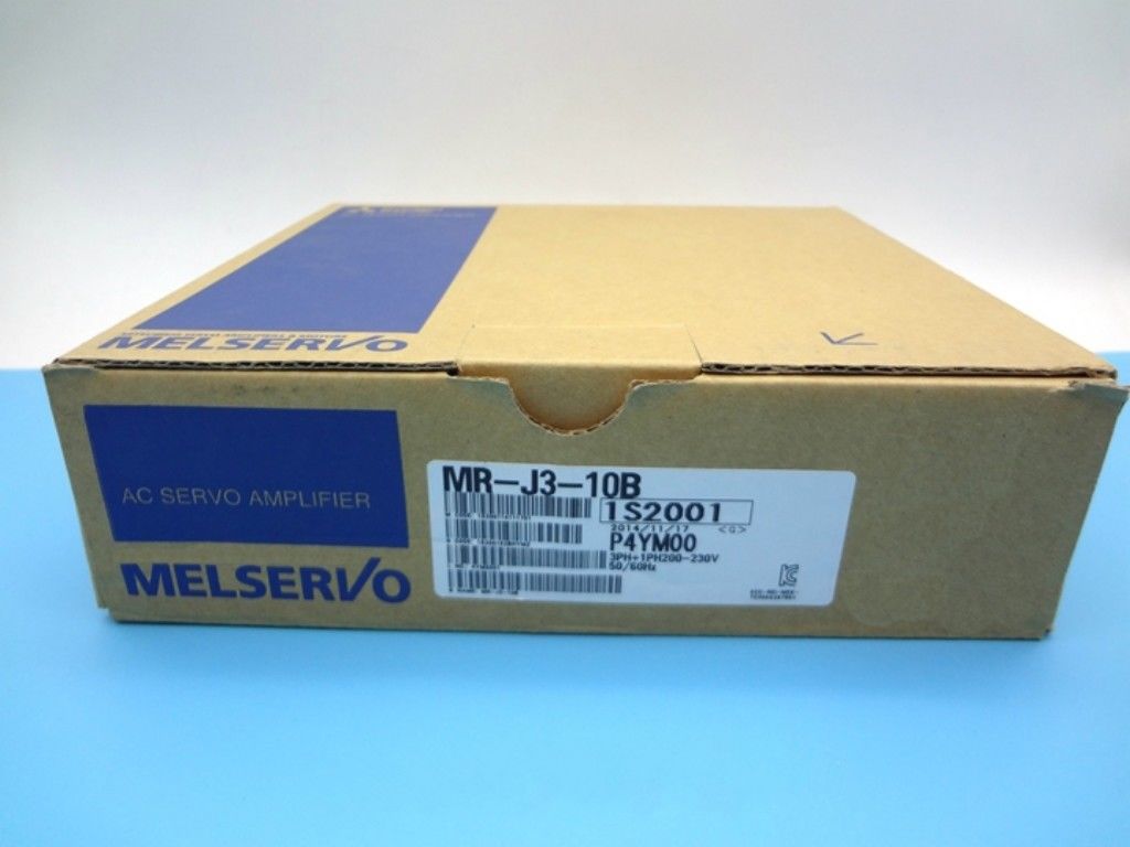 Neuer Mitsubishi-Servoantrieb MR-J3-10B im Kasten MRJ310B