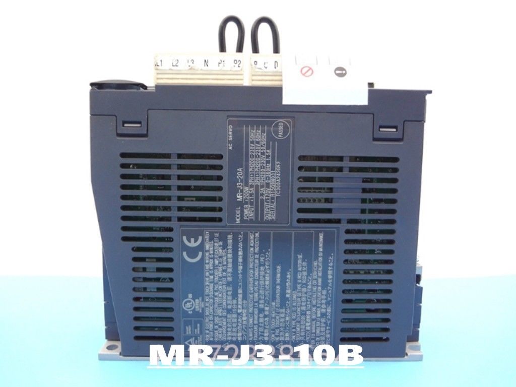 Neuer Mitsubishi-Servoantrieb MR-J3-10B im Kasten MRJ310B
