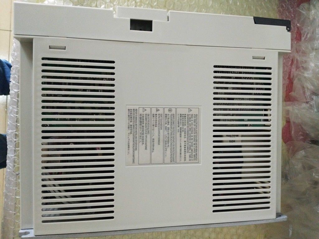 Brandneuer Mitsubishi Servoantrieb MR-J2S-500A In Box MRJ2S500A
