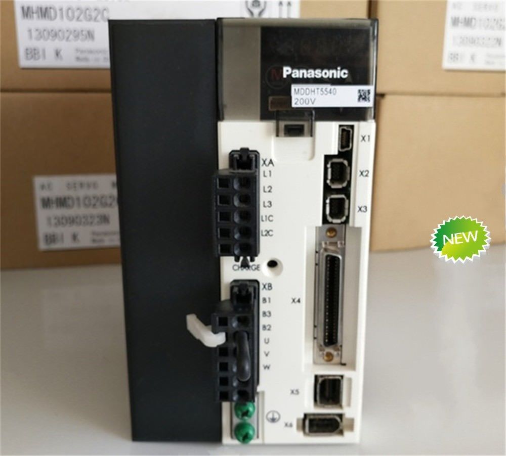 NEUER PANASONIC AC-Servoantrieb MDDHT5540 im Karton