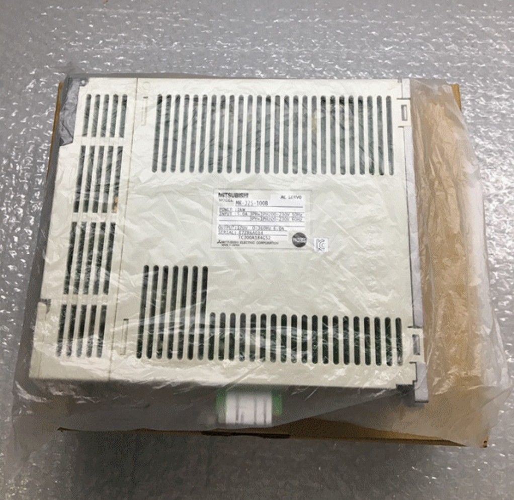 Mitsubishi 1KW Servoantrieb MR-J2S-100B MRJ2S100B