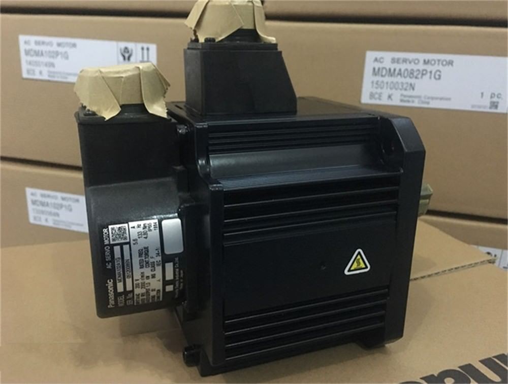 BRANDNEUER PANASONIC AC Servomotor MDMA102A1G im Kasten