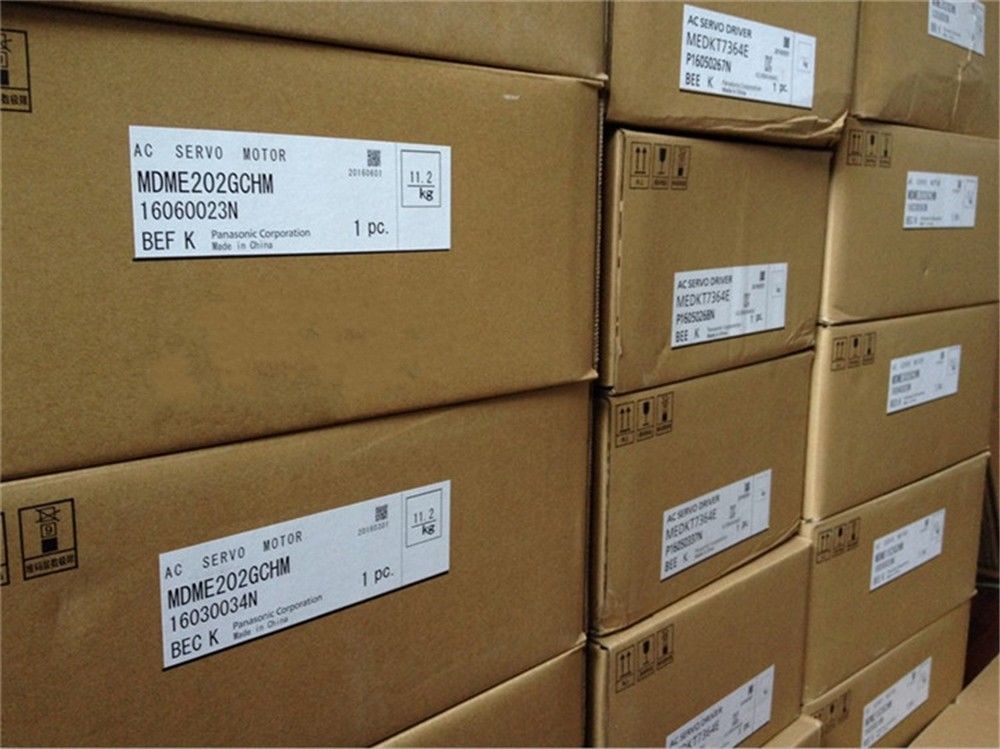 Neuer PANASONIC MINAS A5 2000W AC-Servomotor MDME202GCHM