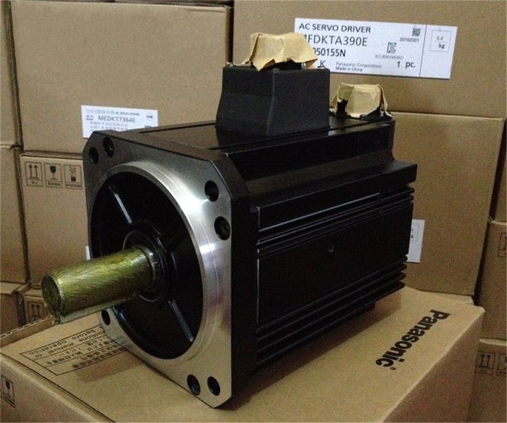 Neuer PANASONIC MINAS A5 2000W AC-Servomotor MDME202GCHM