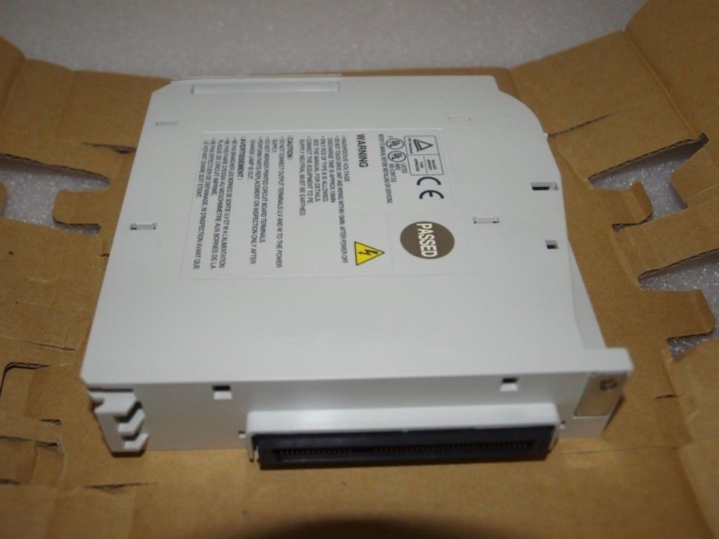 Mitsubishi 100W AC-Servoantrieb MR-J2M-10DU MRJ2M10DU